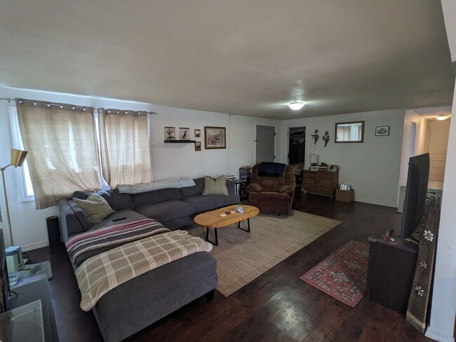 Foto del edificio - 206 Cherry St