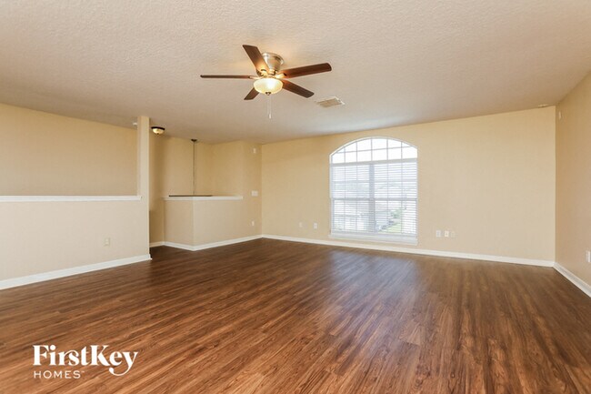 Foto del edificio - 7322 Rex Hill Trail