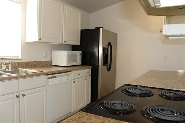 Foto del edificio - 1661 Newport Ct, Fort Myers, FL 33907