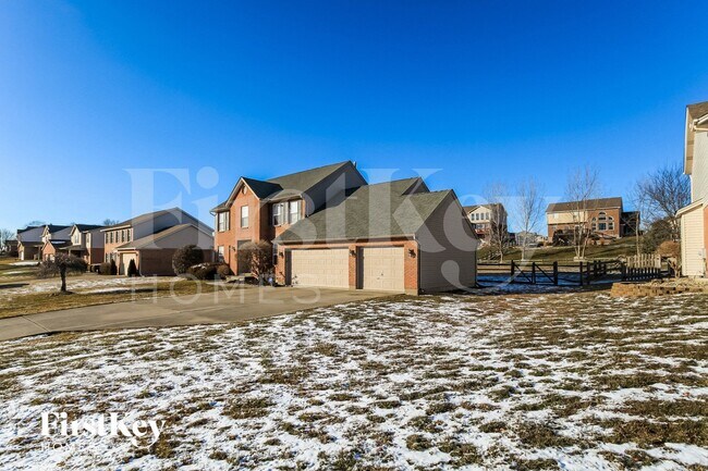 Foto del edificio - 5158 Grandin Ridge Dr