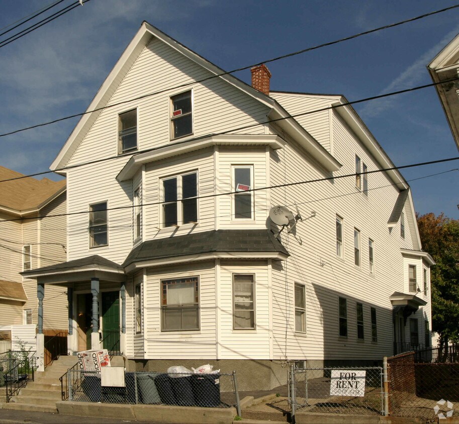 Primary Photo - 86-88 Agawam St
