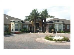 Foto del edificio - 10101 Courtney Palms Blvd