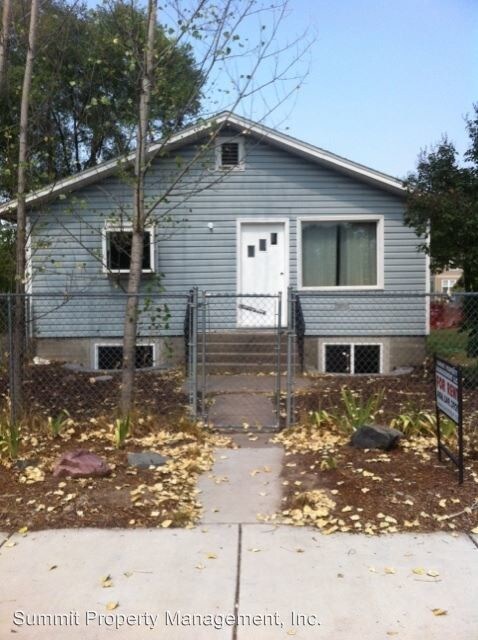 Primary Photo - 4 br, 2 bath House - 1920 Burlington Avenue