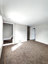 Building Photo - 410 N 3rd St