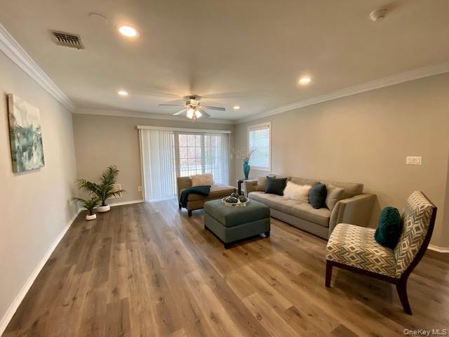 Building Photo - 19 Neal