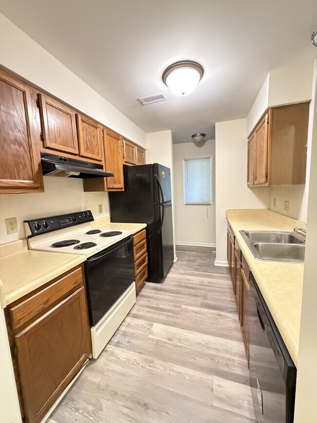 Foto del edificio - 3263 Carlyle Dr NW