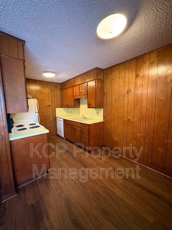Foto del edificio - 1007 Cedar St