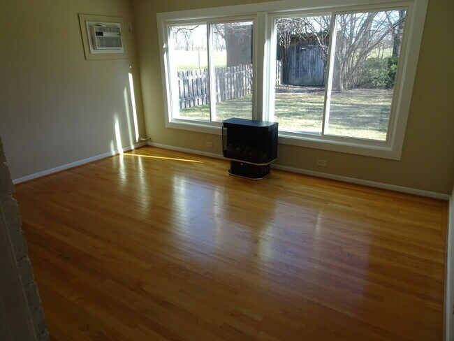 Foto del edificio - 1109 Raleigh Rd