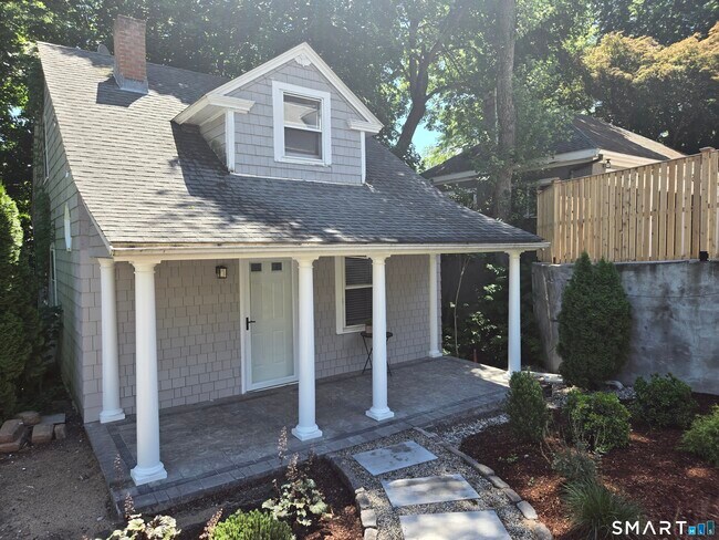 Foto del edificio - 1034 Prospect Ave