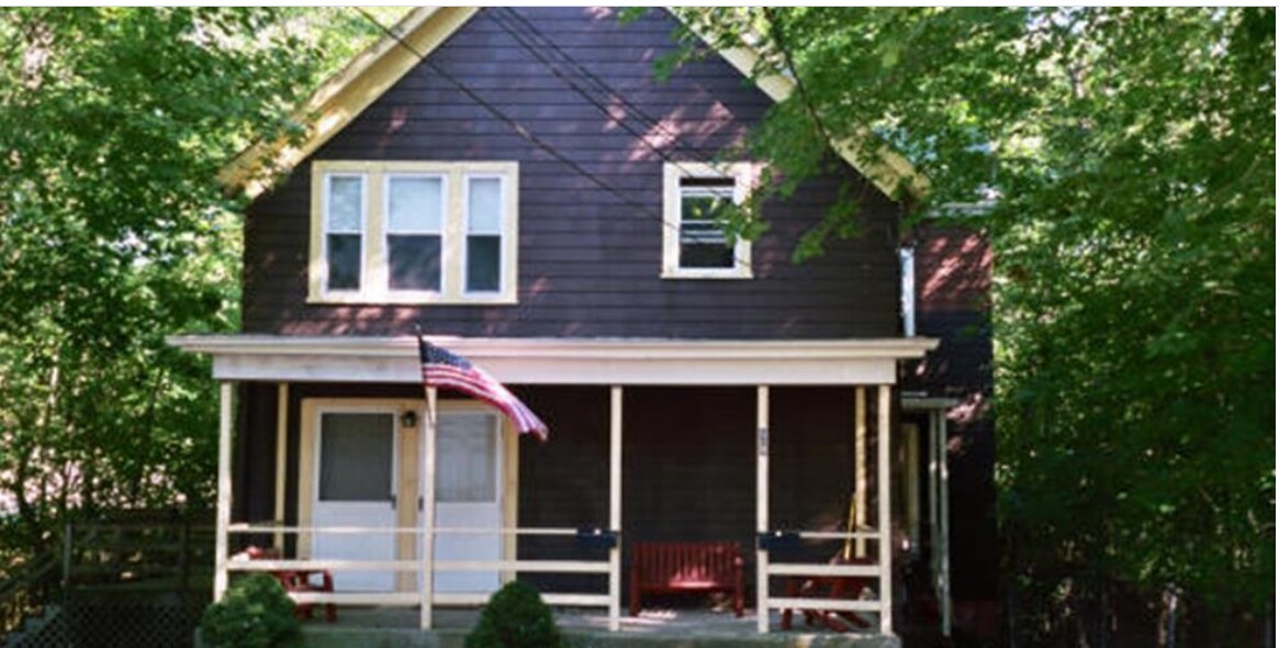 Primary Photo - 58 Peck St