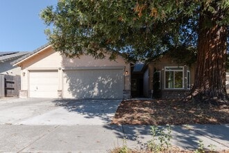 Building Photo - 1228 Demeo St