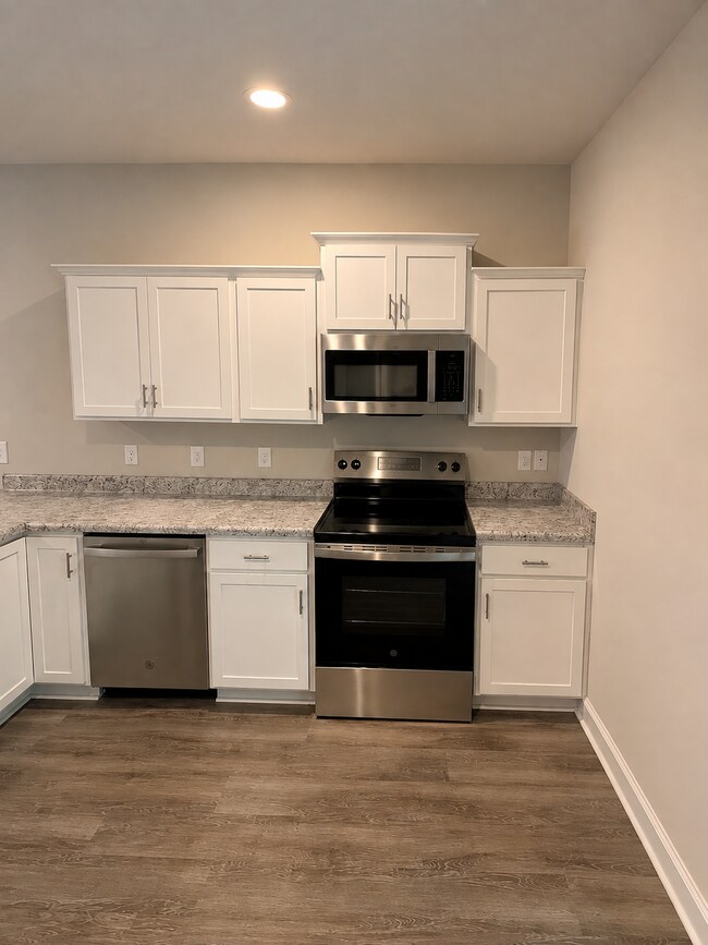 Building Photo - 177 Loren Rd