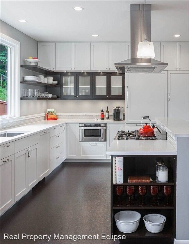 Foto del edificio - 4 br, 3 bath House - 1511 36th Ave S