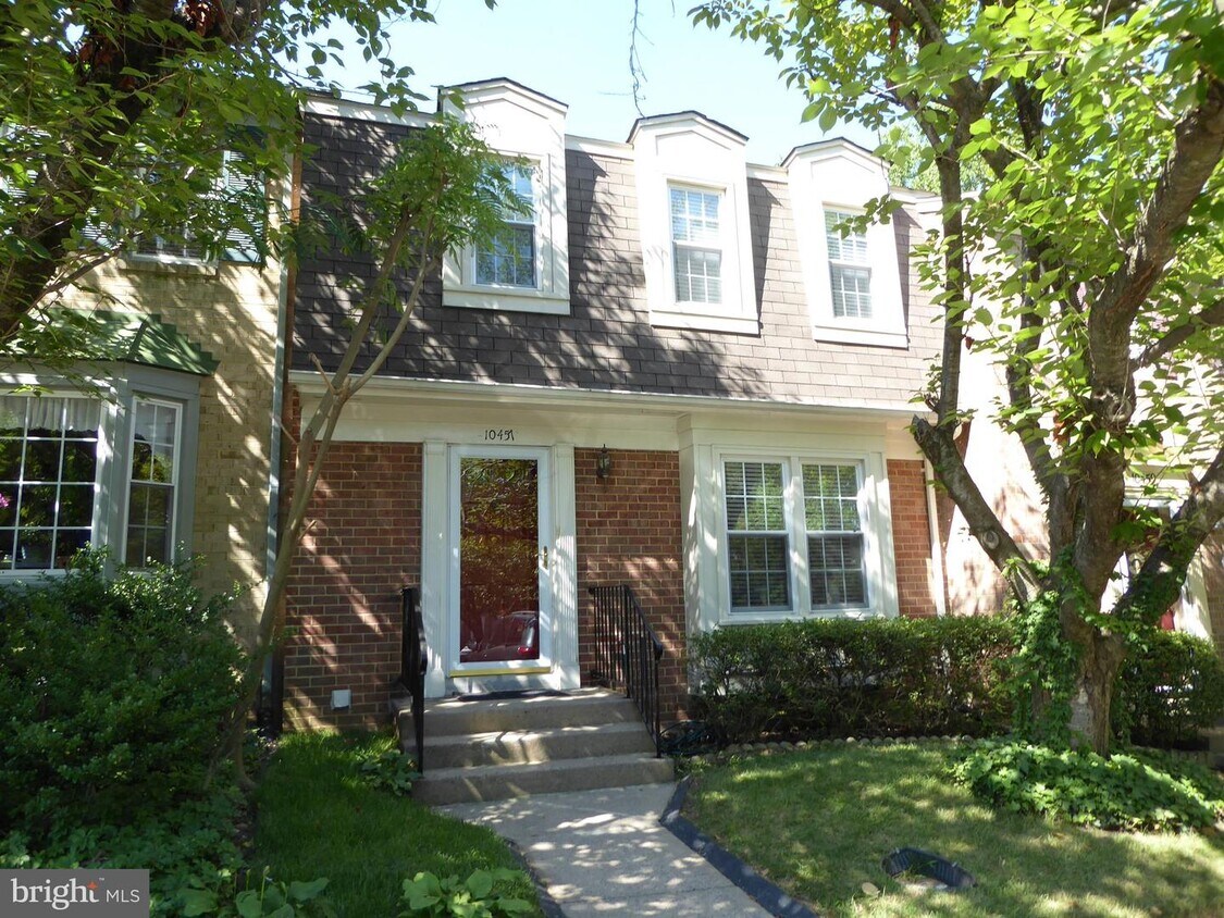Primary Photo - 10457 Red Granite Terrace