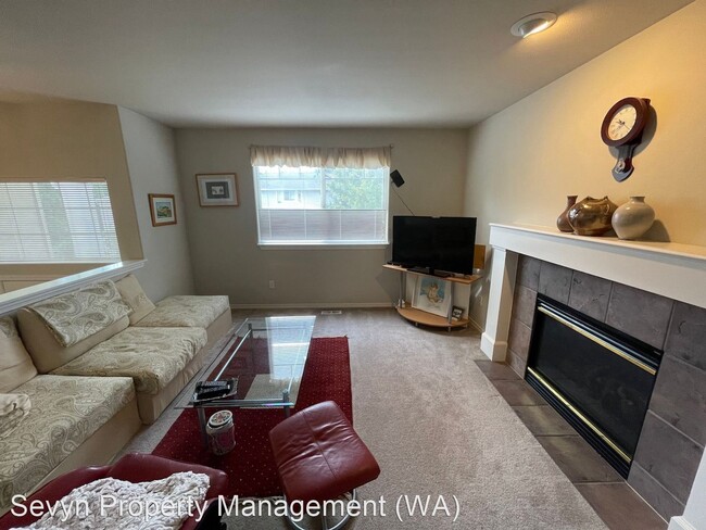 Building Photo - 3 br, 2.5 bath House - 2713 151st Pl SW