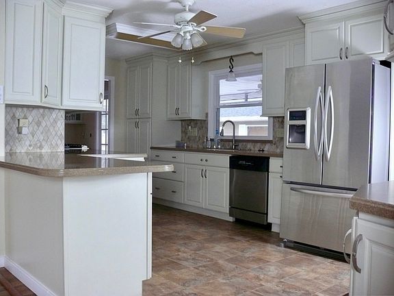 Foto del edificio - Lake Helen FL 32744 Beautiful home for rent