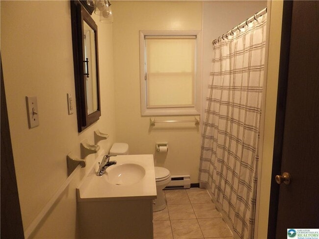 Building Photo - 8368 Seemsville Rd