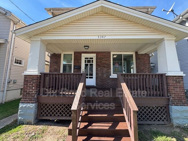 Foto del edificio - 5347 Hunter Ave