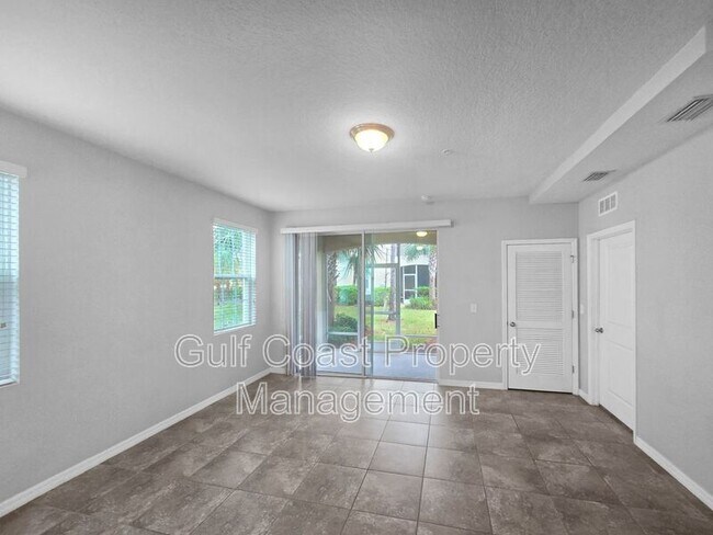 Foto del edificio - 8383 Enclave Way