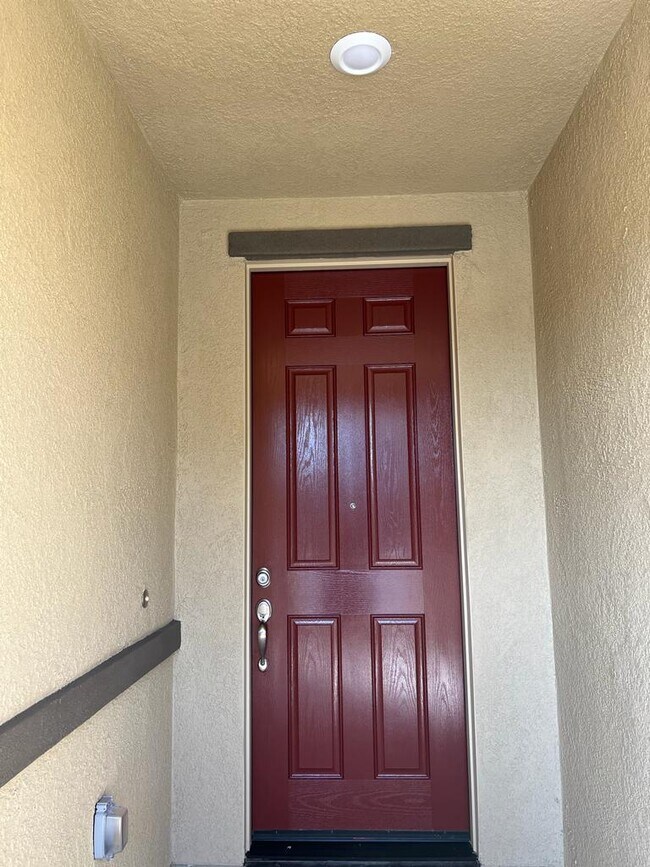 Main Door - 890 Valencia St