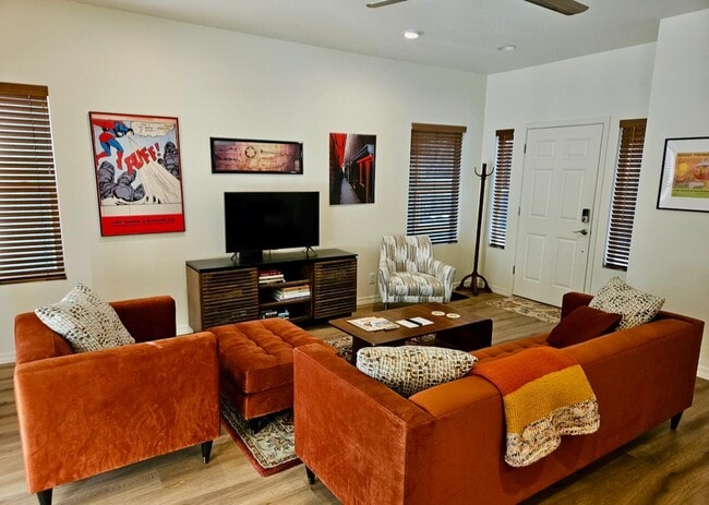 Photo - 3001 E Butler Ave Apartment