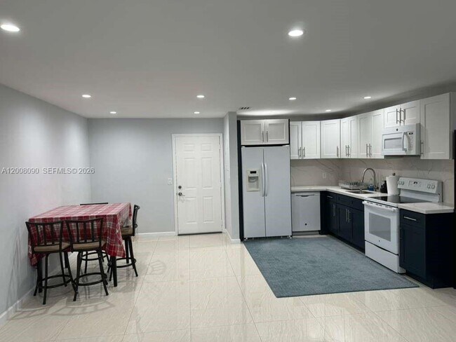 Foto del edificio - 2950 Griffin Rd