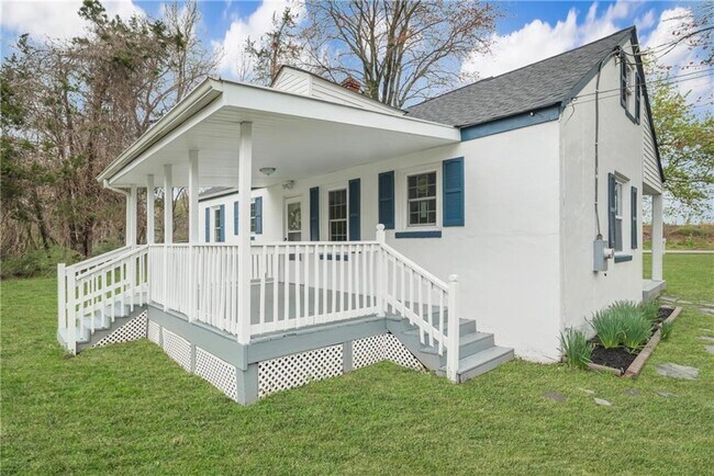 Building Photo - 4240 SADLER RD GLEN ALLEN, VA 23060