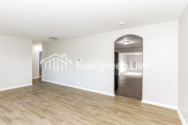 Foto del edificio - 3823 Alsace Pl