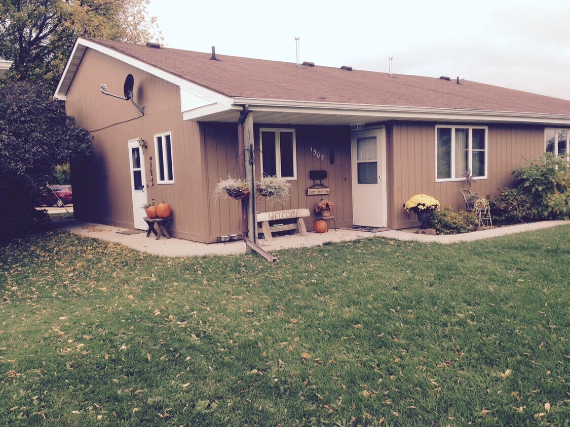 Foto principal - 1507 S Perkins St