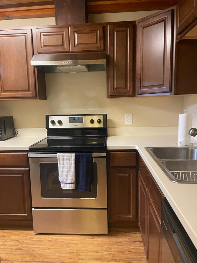 Building Photo - 2611 Palmer Ct