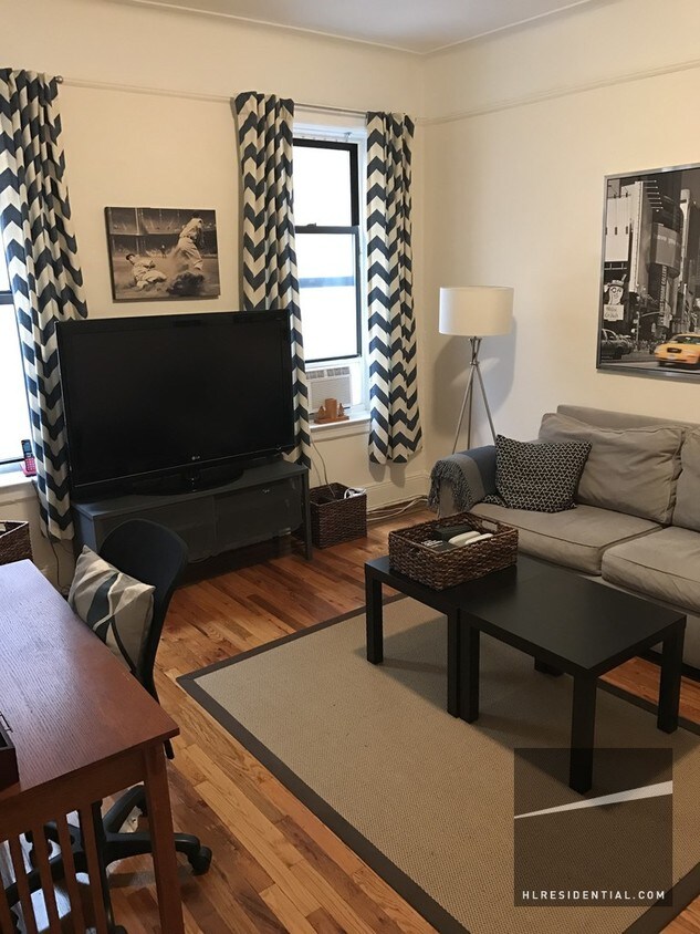 Primary Photo - 2823 42nd St