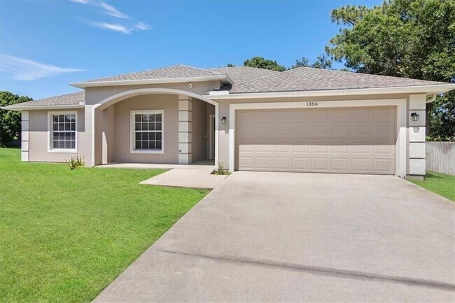 Foto del edificio - 1356 Haverford Ln