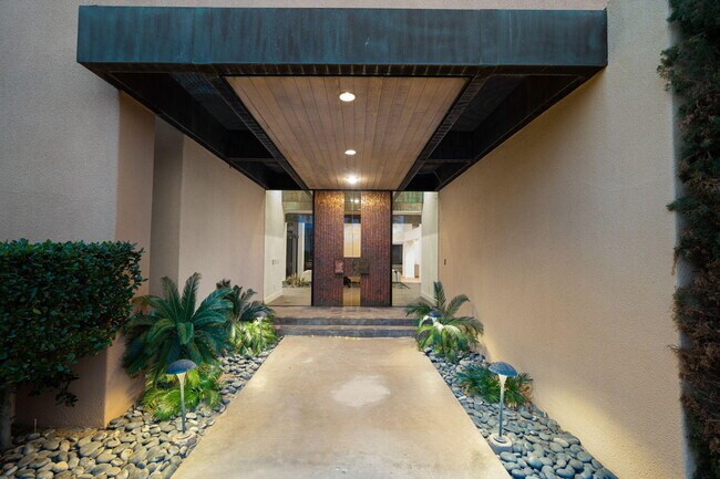 Building Photo - 46635 Quail Run Ln