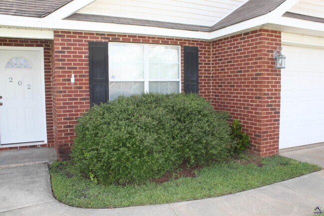 Foto del edificio - 202 Stirling Bridge Dr
