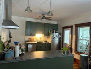 Building Photo - 12-14-14 West St