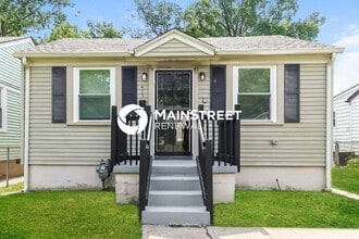 Building Photo - 415 N 42nd St