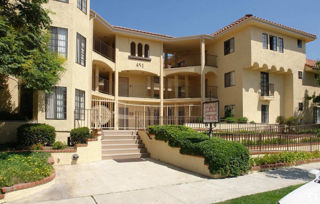 451 Hawthorne St, Glendale, CA 91204 Apartments in Glendale, CA