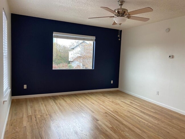 Building Photo - 808 Winflo Dr