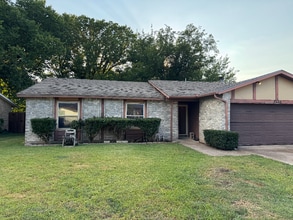 Building Photo - 7224 Romford Way