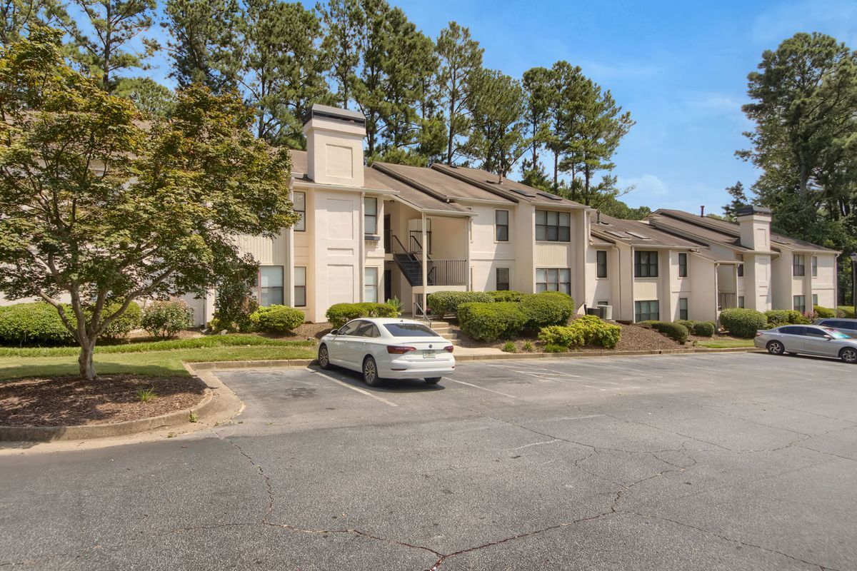 Foto principal - 2510 Huntingdon Chase