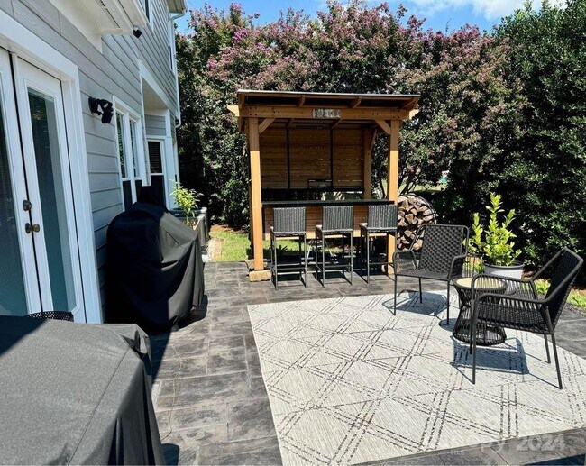 Building Photo - 19942 Scanmar Ln