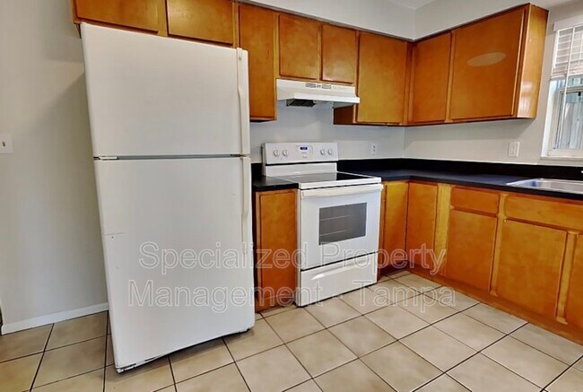 Building Photo - 15117 Avalon Ave