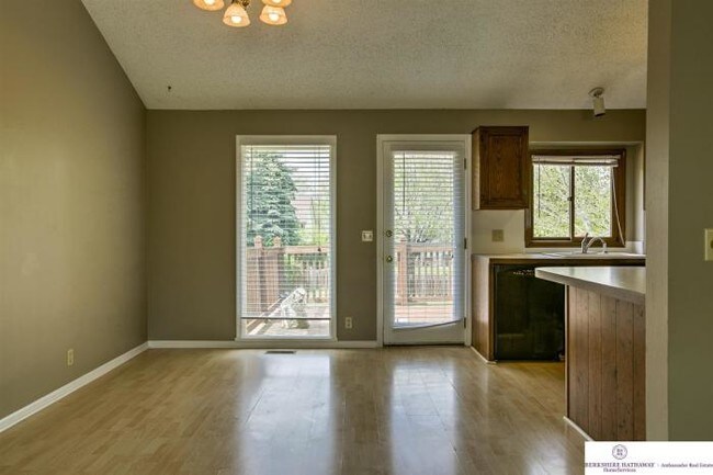 Building Photo - 3 bedroom in Omaha NE 68144