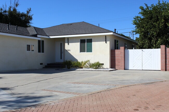 Front / Driveway - 20801 Bassett St