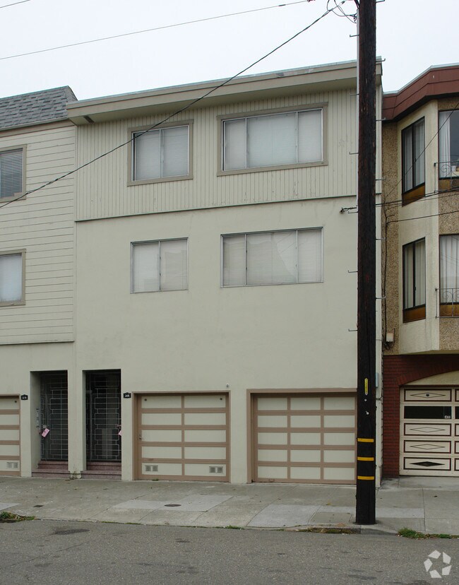 Foto del edificio - 365 24th Avenue