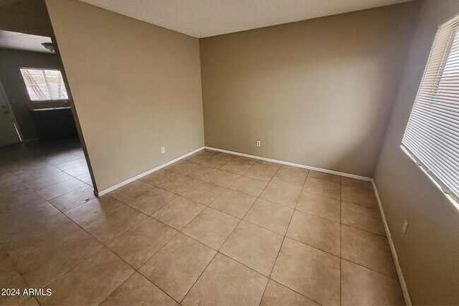 Building Photo - 6440 E Alder Ave