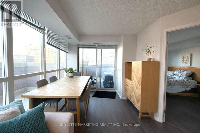 Building Photo - 125 Western Battery Rd