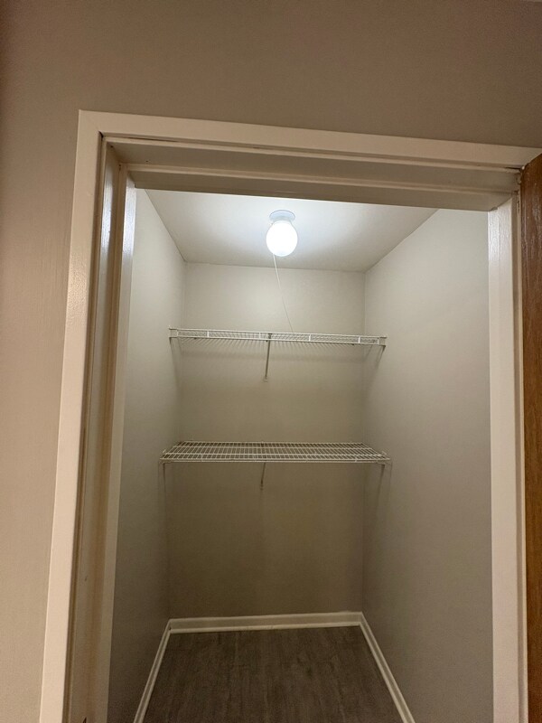 Foto del edificio - 1332 Geneva Dr