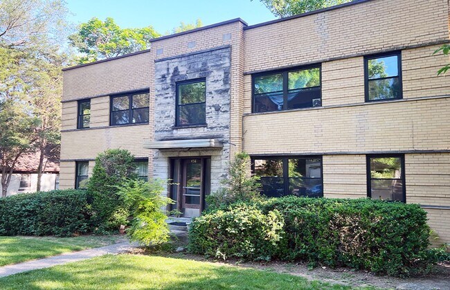 Foto del edificio - 458 Wood Ave