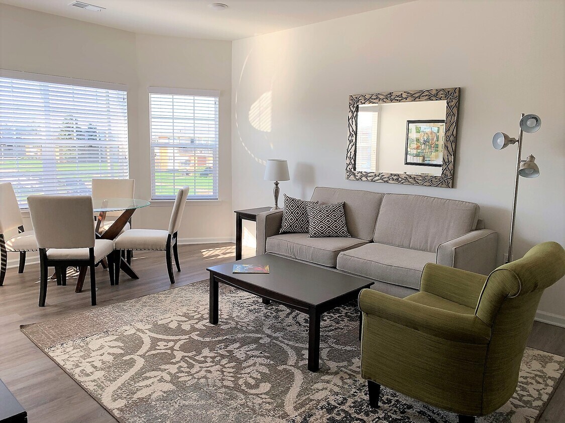 Towne Center Apartments Apartments in Warren, MI